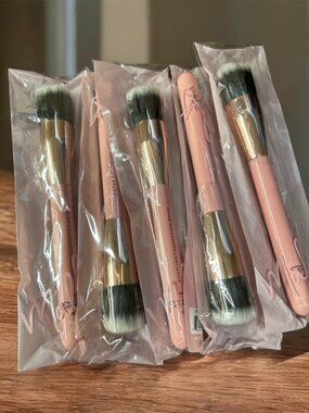 Lot of 5-Mally Stippling Foundation Brush Brand New Full Size